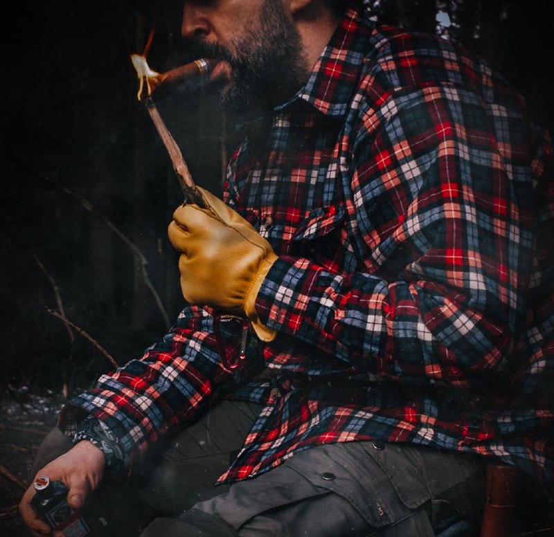 Всякому человеку свойственна склонность к какому-то недостатку, — природная слабость не может быть...