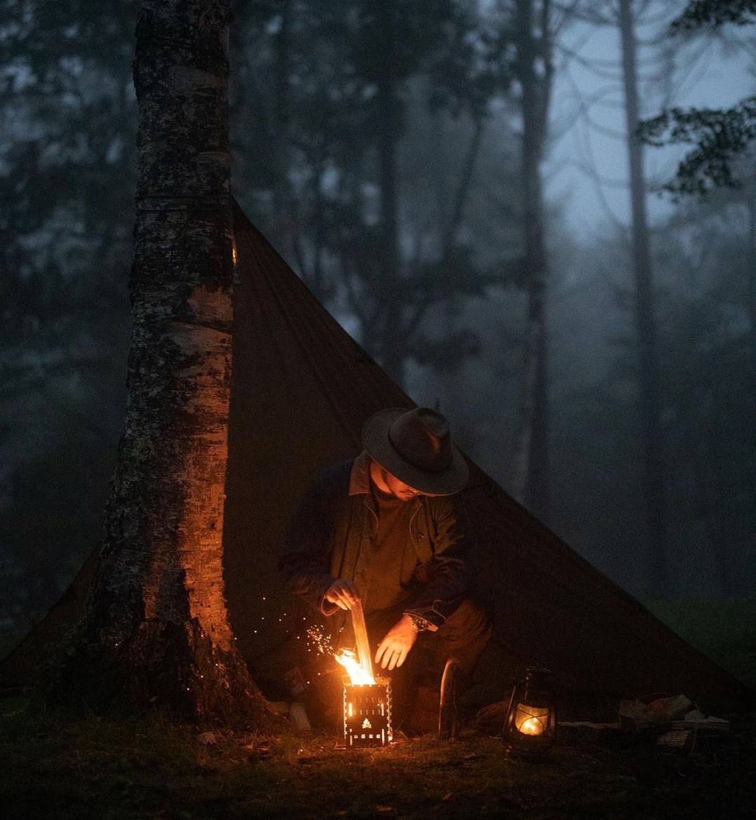 Каждому суждено сделать когда-то шаг, отделяющий его от его отца, от его учителей, каждому суждено...