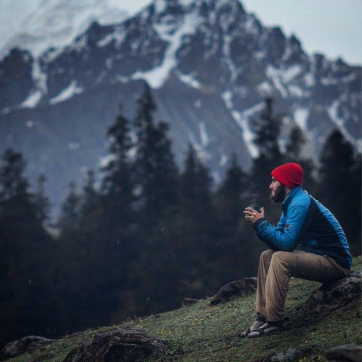 Слушай беззвучие, слушай и наслаждайся тем, чего тебе не давали в жизни, — тишиной.